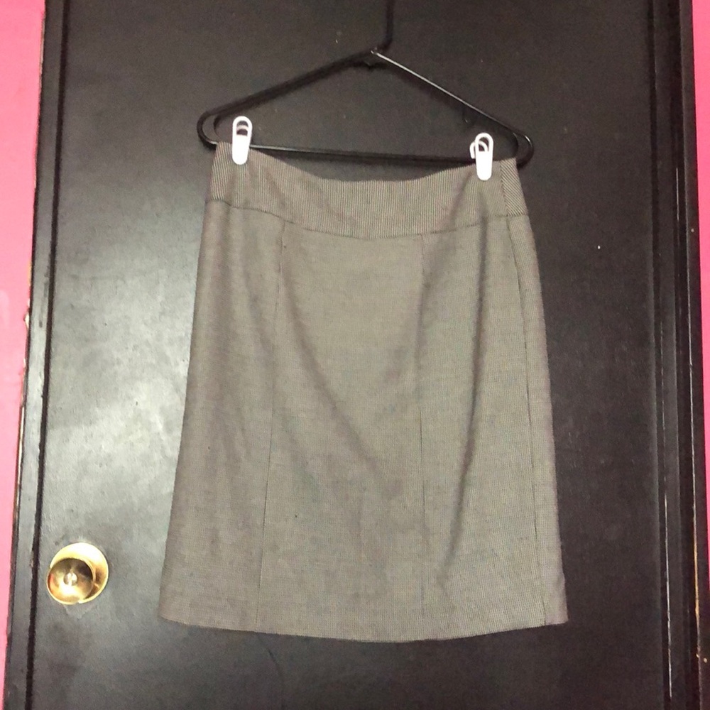 Knee length straight skirt